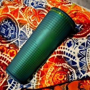 Starbucks Winter 2022 Green Yellow 24oz Grid Cold Cup Tumbler